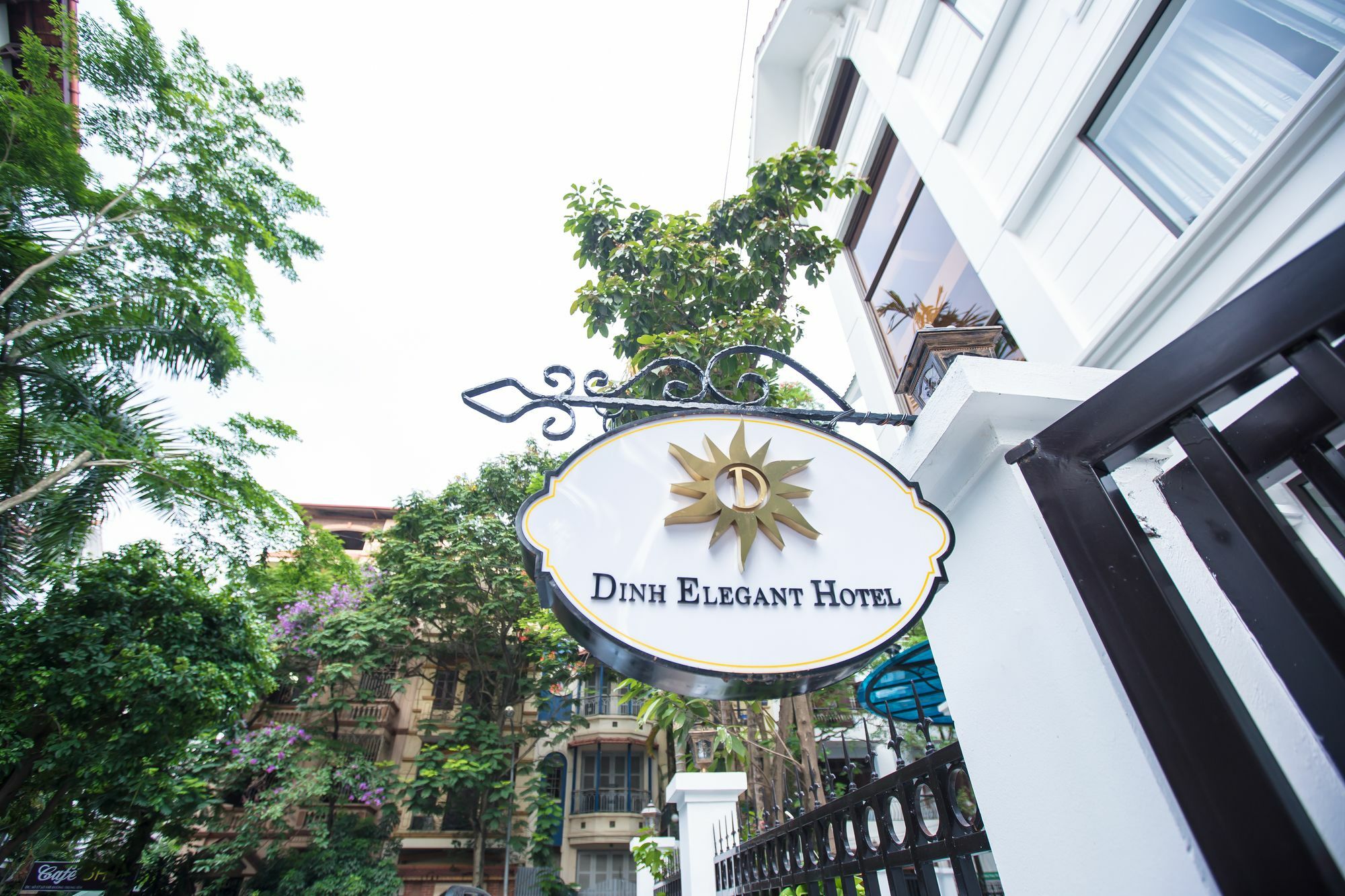 Dinh Elegant Hanoi Hotel Экстерьер фото